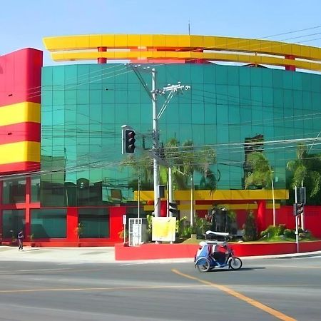 Hotel Sogo Tarlac Екстериор снимка