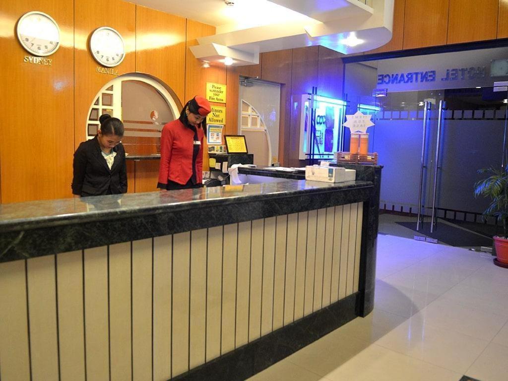 Hotel Sogo Tarlac Екстериор снимка