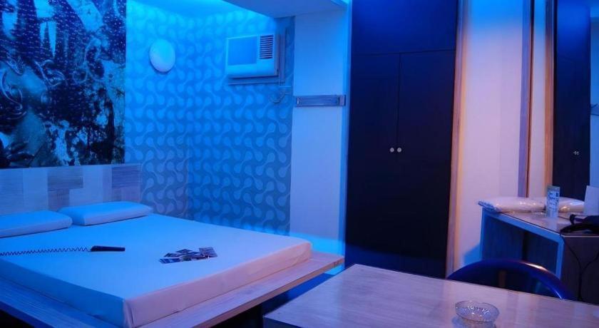 Hotel Sogo Tarlac Екстериор снимка