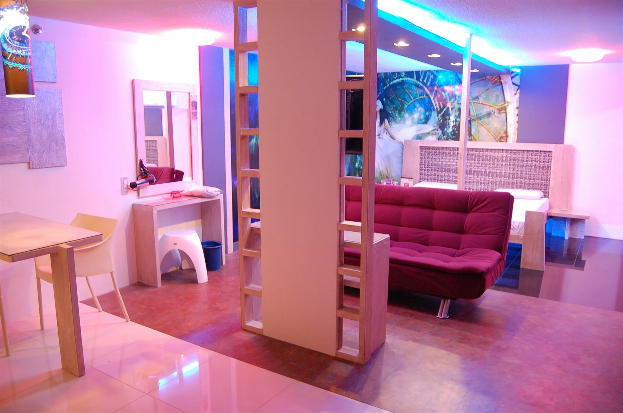 Hotel Sogo Tarlac Екстериор снимка